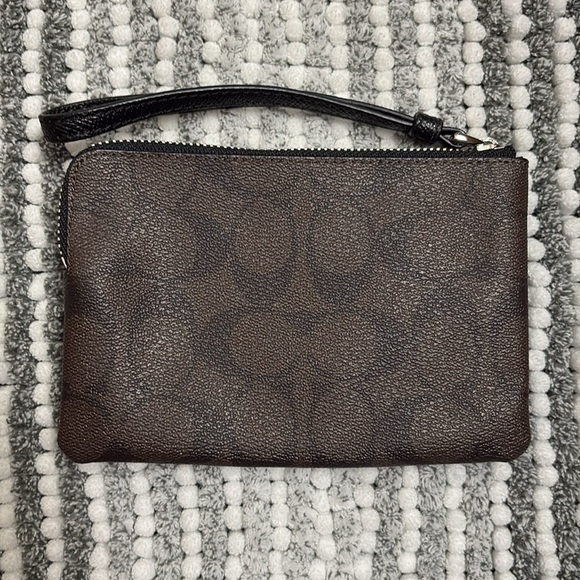 Coach Wristlet - Picture 2 of 3